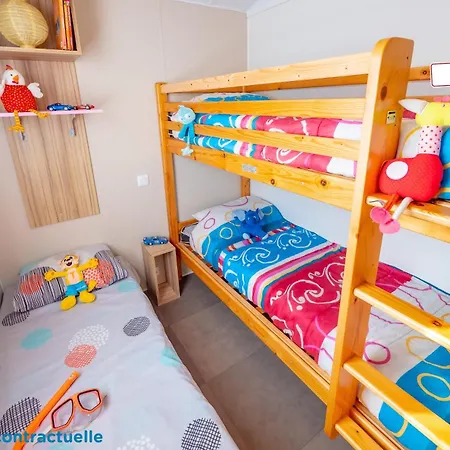 Camping Paradis Sol A Gogo サンティレール・ド・リエ