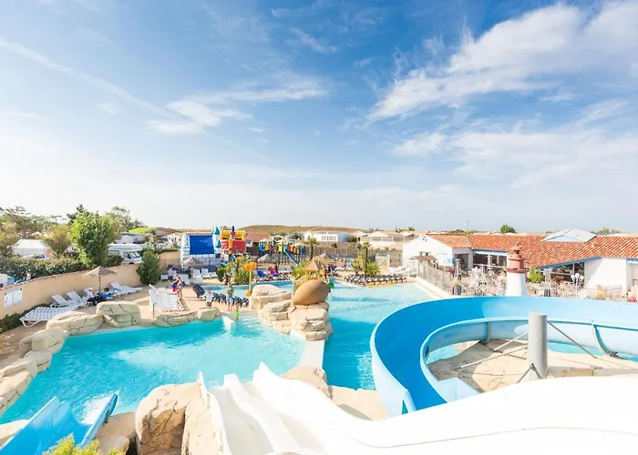 Camping Paradis Sol A Gogo サンティレール・ド・リエ