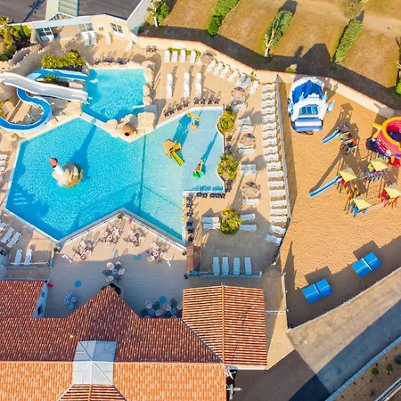 Camping Camping Paradis Sol à Gogo *